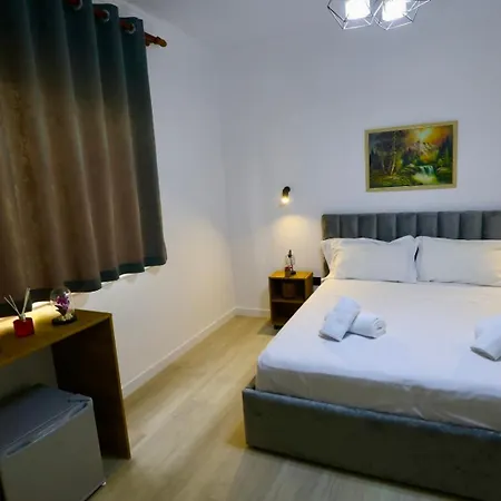 Otel Alizee Tiran