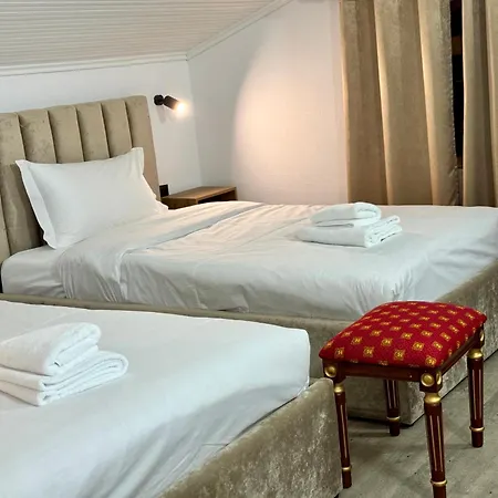 Otel Alizee Tiran