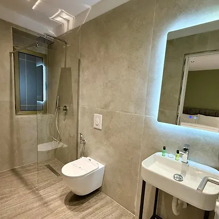 酒店 Alizee 地拉那