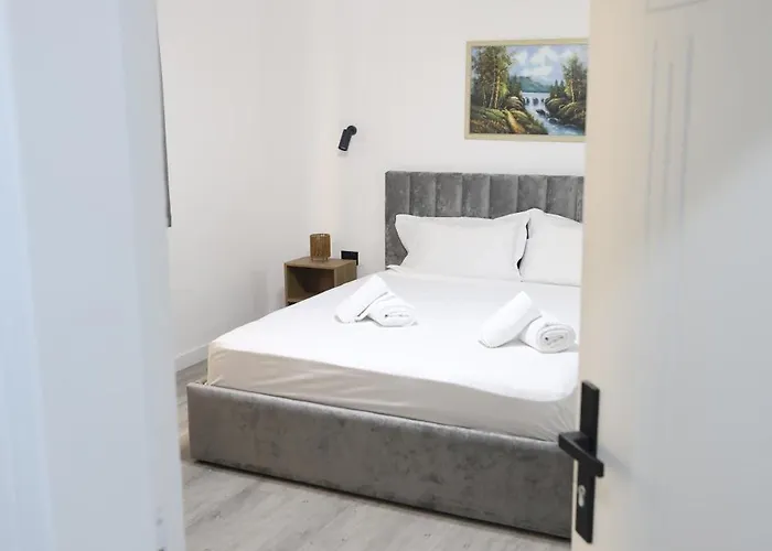 Alizee 3* ティラナ