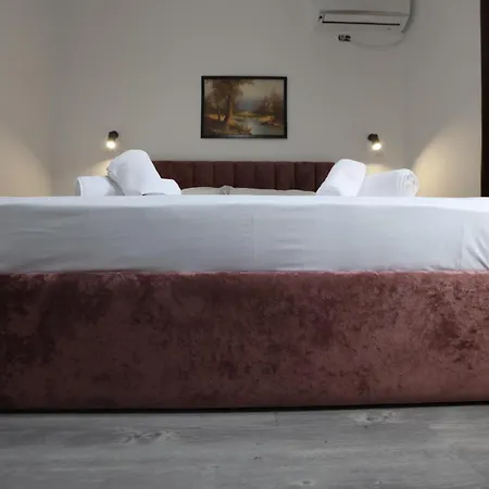 Alizee Hotel 3*